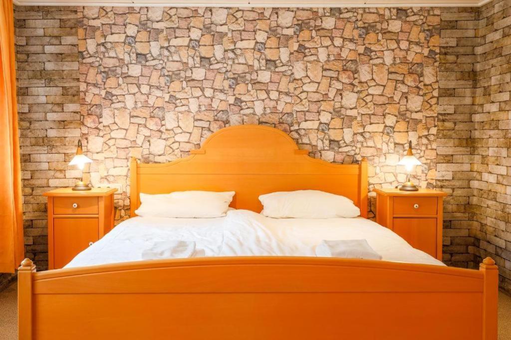 Boutique Hotel Auerhahn - 크베들린부르크 외부 사진